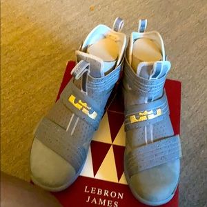 Lebron Soldier 10 Nike